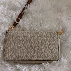 Elegant Beige Designer Wristlet